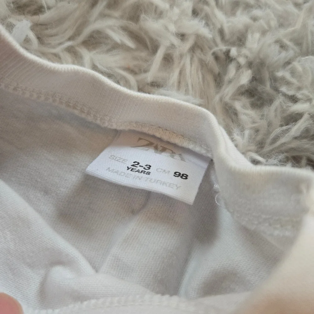Zara Kids Girls 2-3yrs White Crochet Daisy‎ T-Shirt and Pink Floral Leggings Set